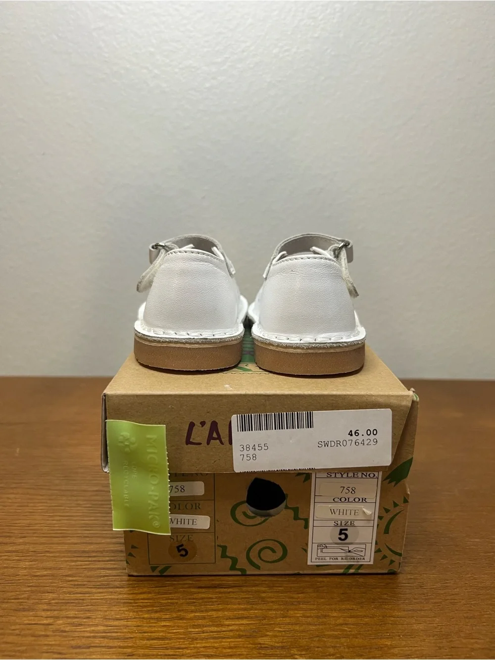L'Amour White Mary Jane Shoes for Kids